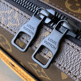  Contemporary carryall bag front view 7