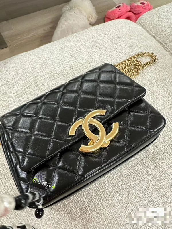  mid purse view 9