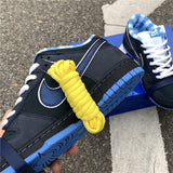 Nike Men's & Women's Premium Low-Top Trainers — Style 193 detail view