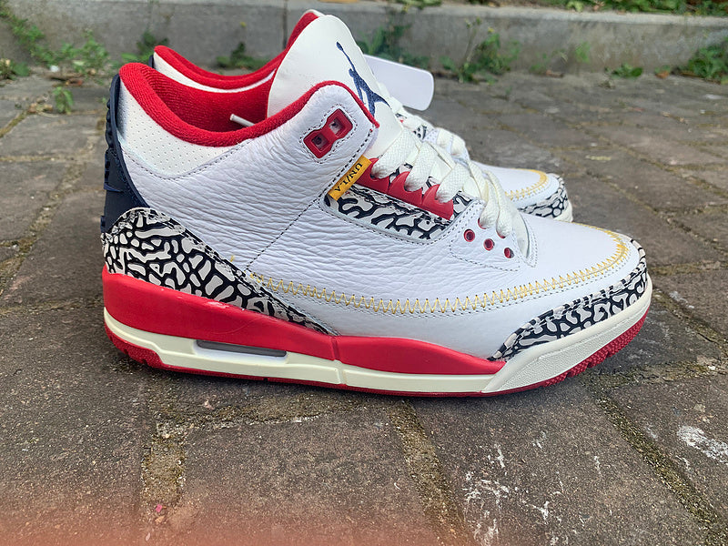 Nike Men's & Women's Luxury Low-Top Trainers — Style 213 angle view
