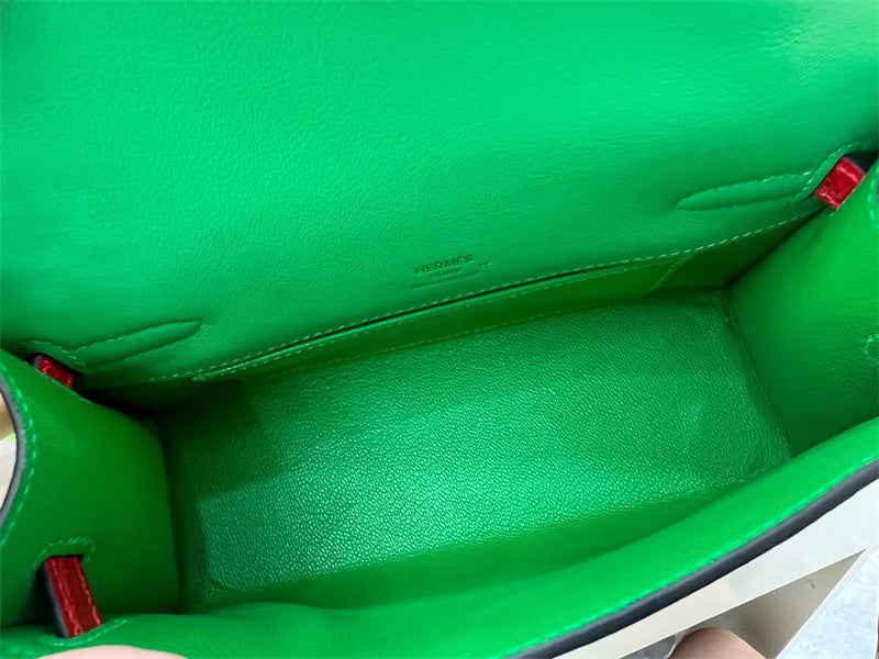 Structured handbag styled for everyday wear