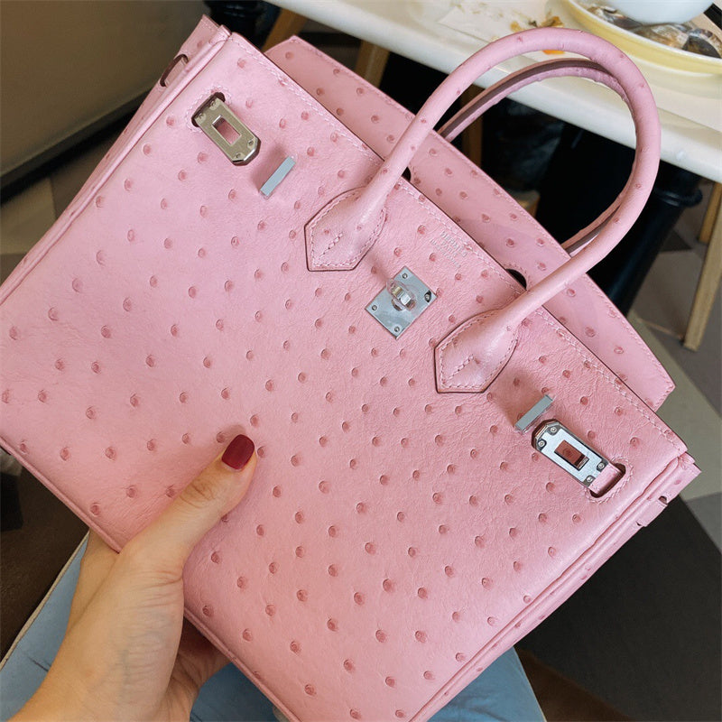  Everyday handbag carried on shoulder