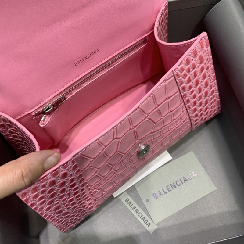 Zivas Charm Contemporary Flair Premium Handbag (Premium Everyday Carry) – Detail View