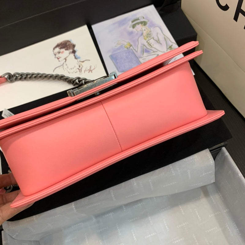  women's handbag, mid design, view 6