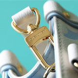  tote bag interior and compartment view 9