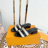 Louis Vuitton shoes Style 343 - texture and material detail