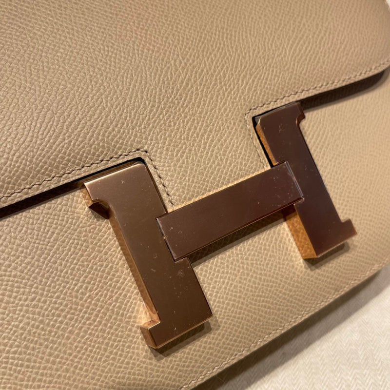 Modernist bag shown from front angle