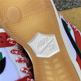 Nike Men's & Women's Designer Low-Top Shoes — Style 185 angle view