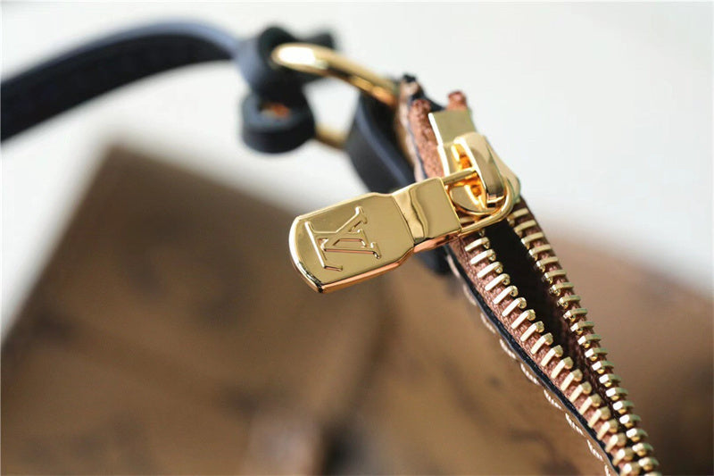  satchel interior and compartment view 9