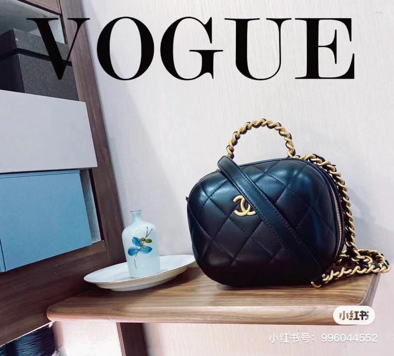  versatile purse view 1
