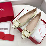 Back view of Roger Vivier luxury piece style No.051