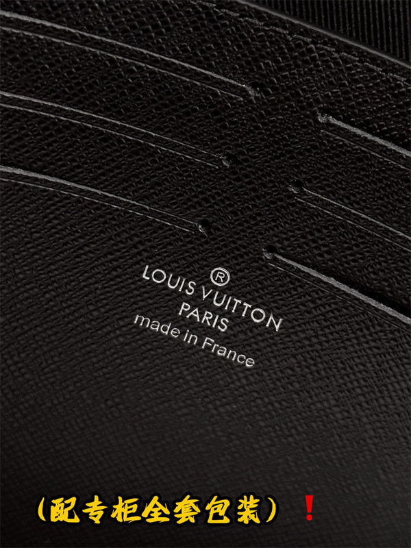  Modern top-handle bag front view 7