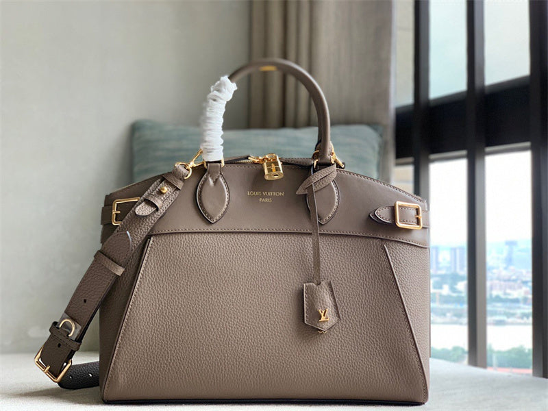  Polished top-handle bag front view