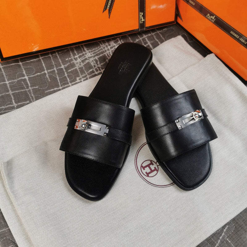 Hermès Burgundy Flat Thong Sandals - Detail Shot of Craftsmanship