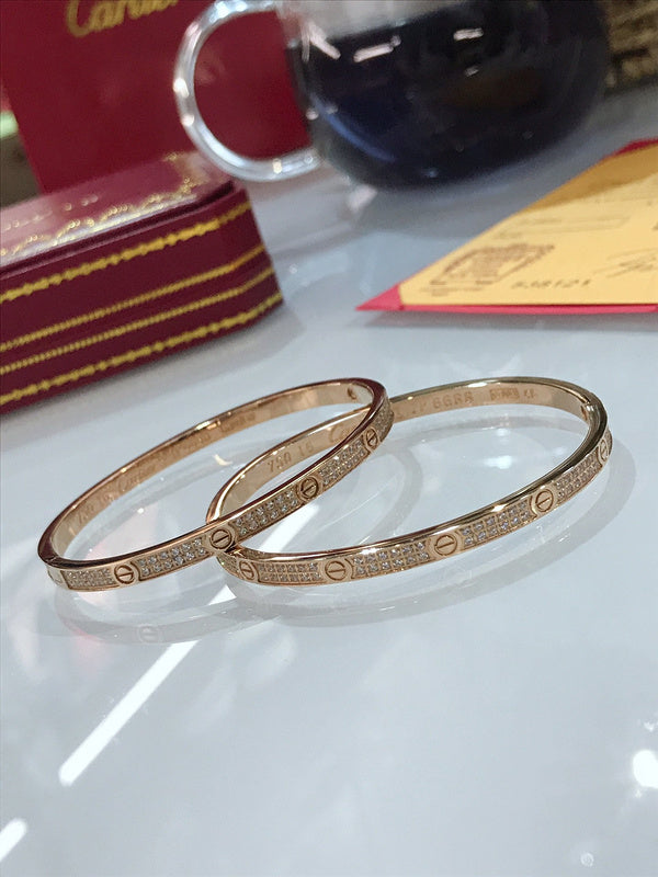 Front view of Cartier unisex jewelry piece