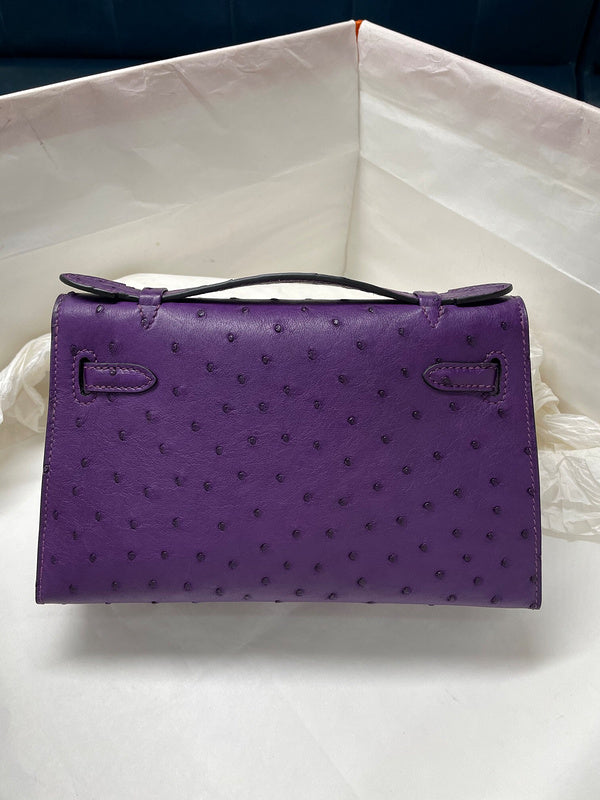 Interior view of modernist premium bag