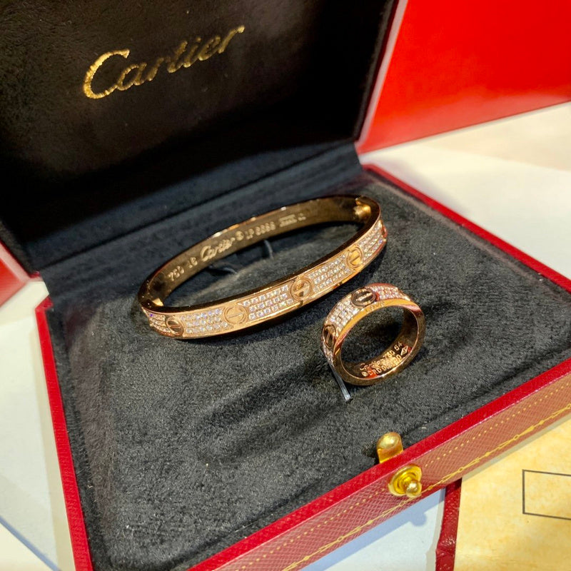 Side view of Cartier unisex jewelry piece