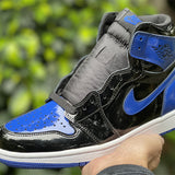 Nike Men's & Women's Premium Designer Sneakers — Style 262 hardware detail