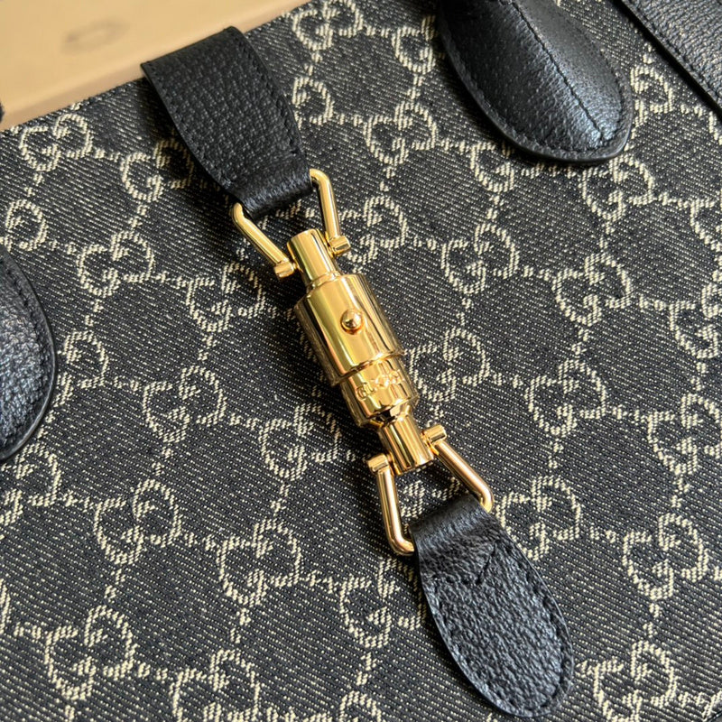 Interior view of signature sleek women's handbag – women's designer-style accessory
