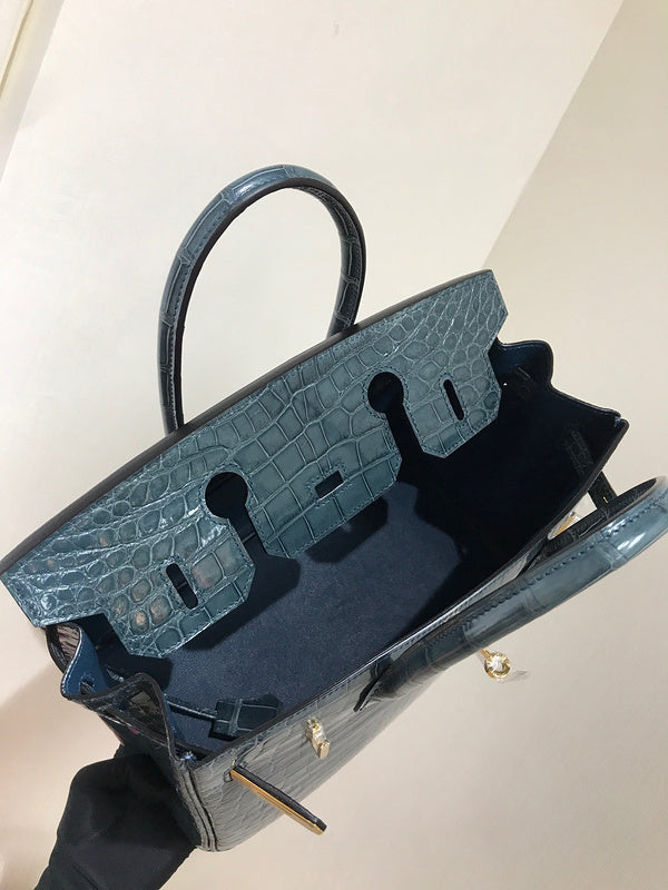 Chic bag shown from front angle