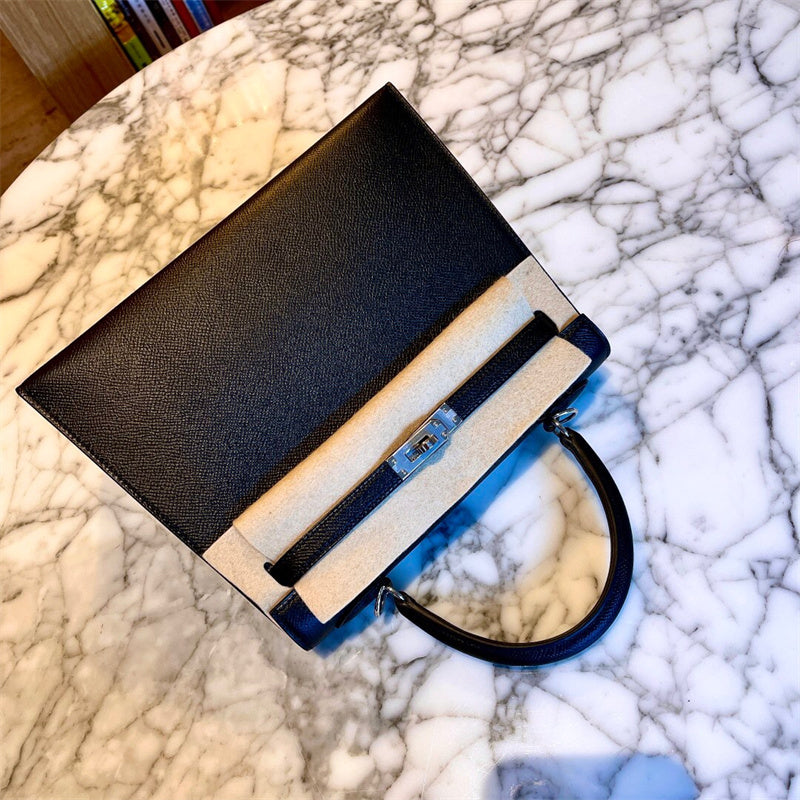  signature everyday bag styled with outfit