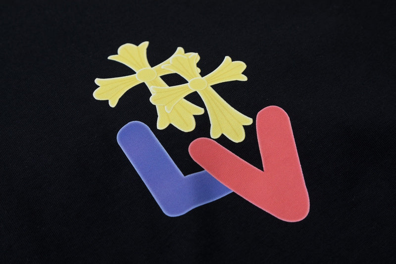 Full styled look of Louis Vuitton cotton t-shirt with relaxed-fit cut