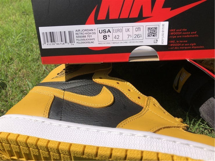 Nike Men's & Women's Designer Low-Top Shoes — Style 161 side view