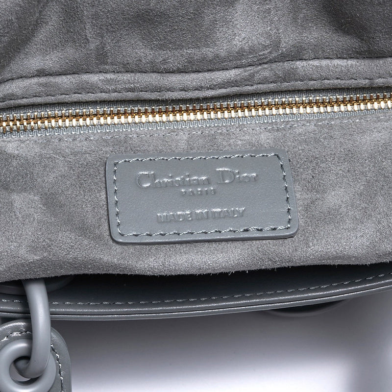 Front view of classic everyday-luxe women's handbag – women's premium purse