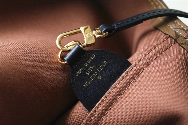  minimalist satchel detail view showing craftsmanship 14