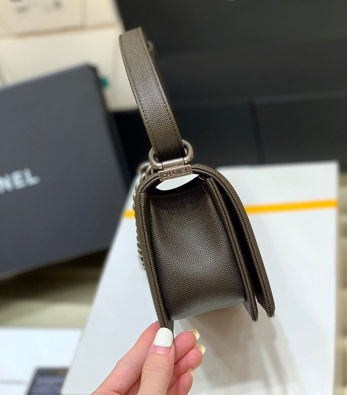  handbag, versatile everyday style, image 2