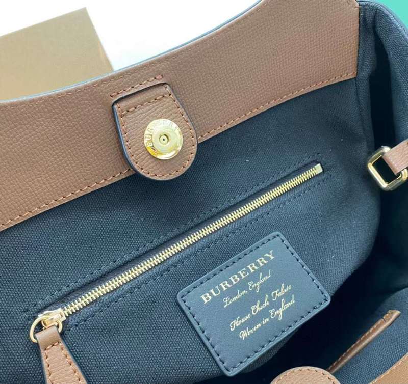 Ziva's Charm handbag – lifestyle view (one versatile size)