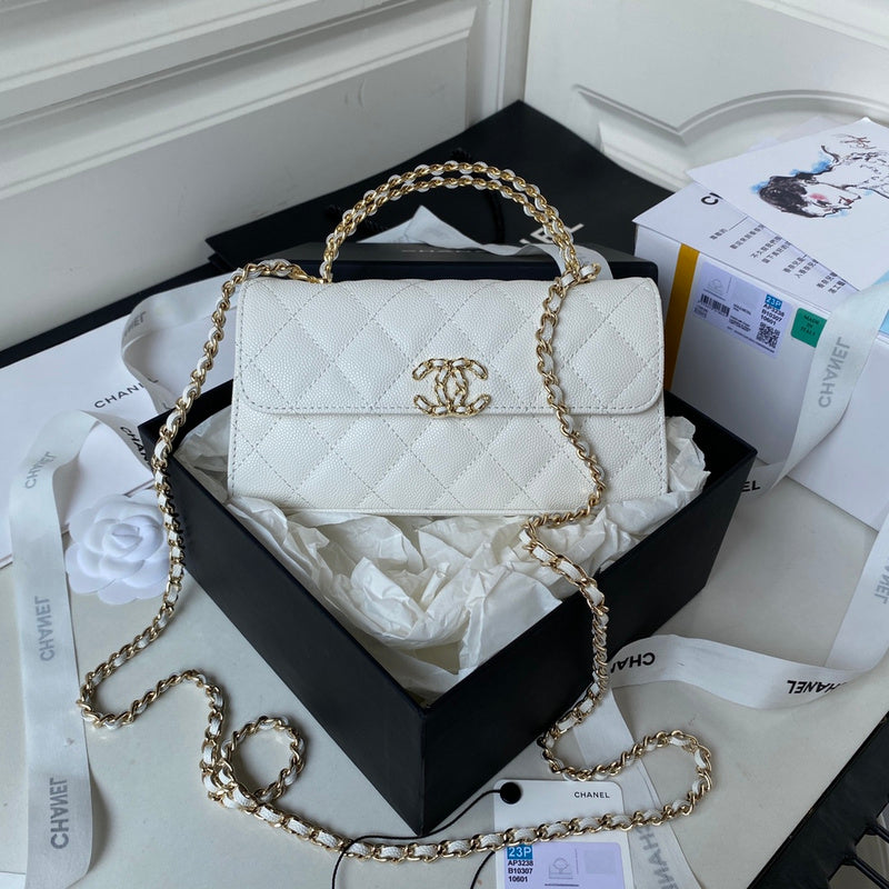 mid purse view 1