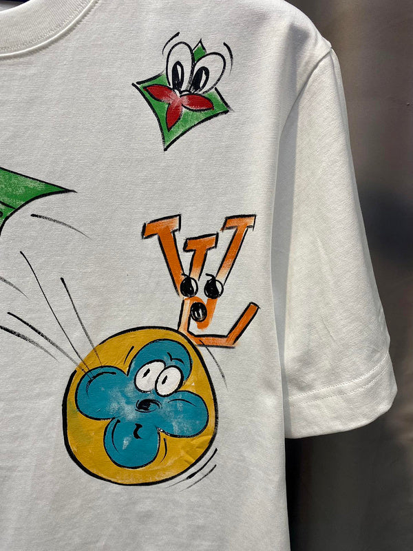 Side profile of Louis Vuitton cotton t-shirt with tailored silhouette