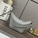Ziva's Charm handbag – detail view (28cm*17cm*9.5cm)