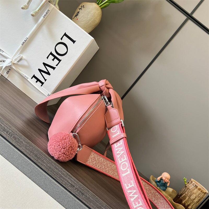 Ziva's Charm handbag – side angle view (18cm*16.5cm*9cm)