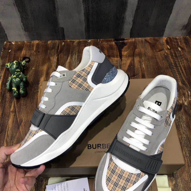 Burberry Black High-Top Sneakers - Heel Detail View