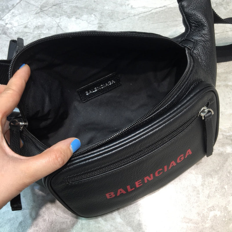 Statement Premium PU Leather Handbag - Versatile Everyday Design | Women's Luxury Handbag #261 - back view (image 4) of designer-inspired handbag