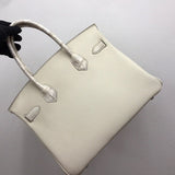  structured bag interior and compartment view 33