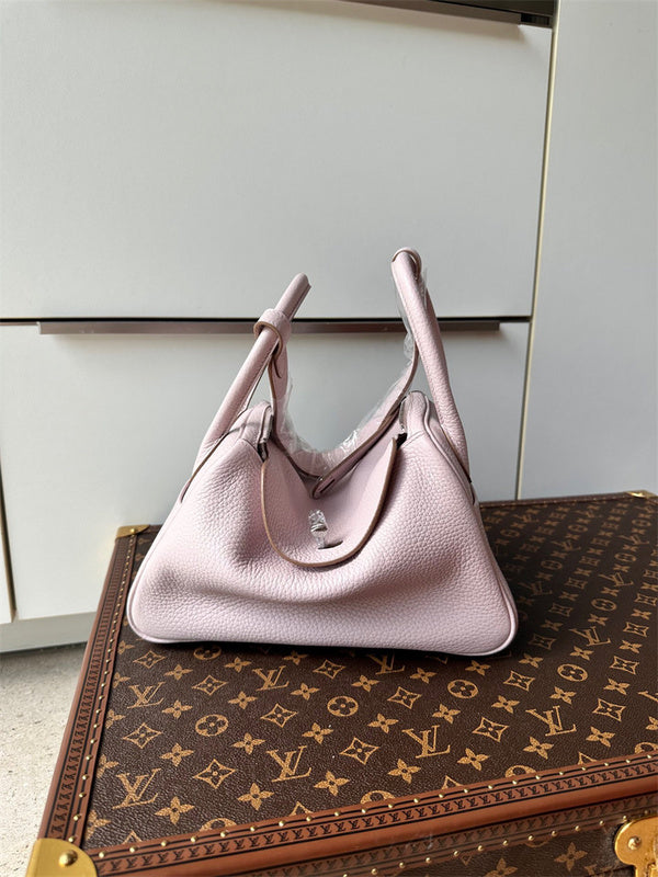 Close-up detail of everyday-ready bag design