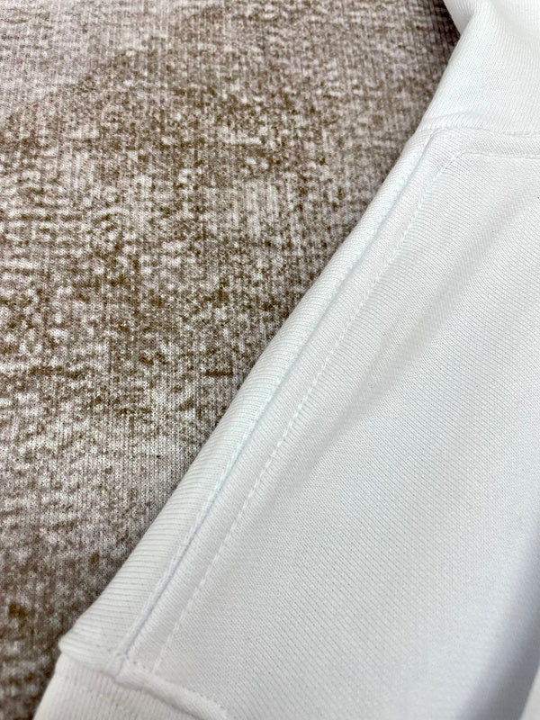 Front view of Amiri luxury piece style No.070