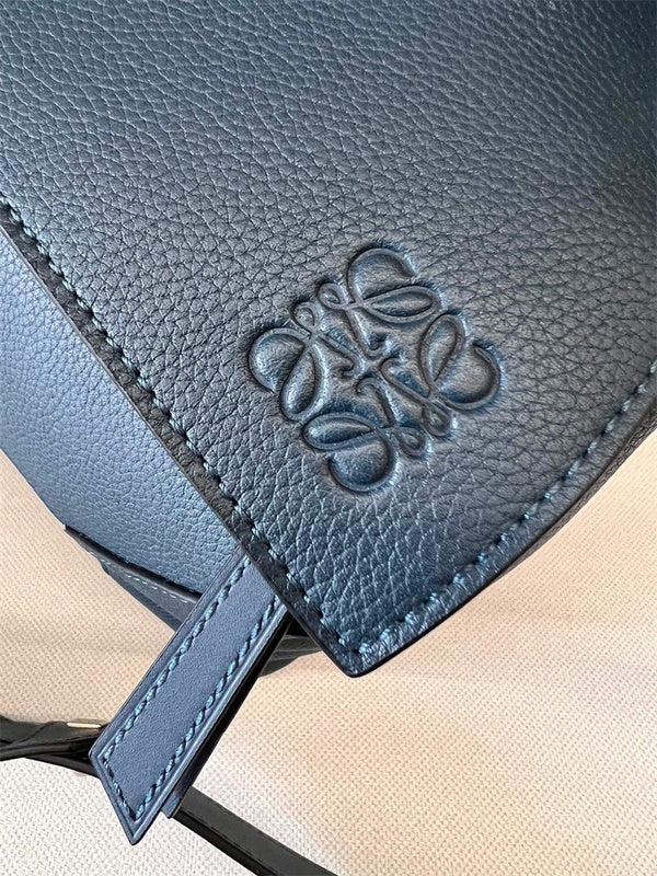 Ziva's Charm handbag – back view (36.5cm*19cm*23cm)