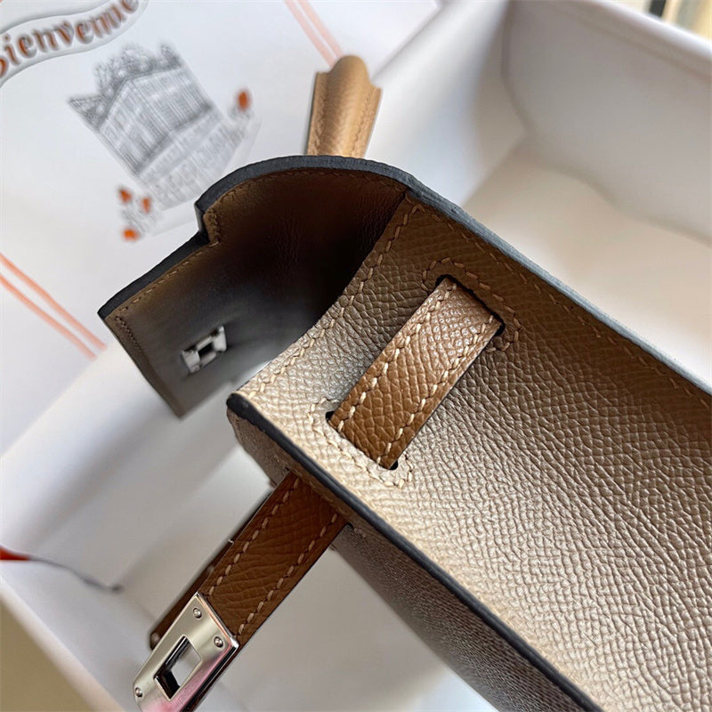 Elegant handbag styled for everyday wear