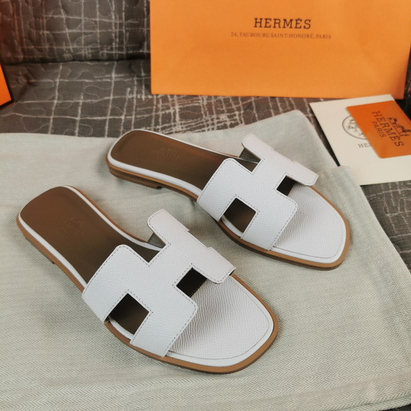 Hermes sandals Style 108 - top view showing design
