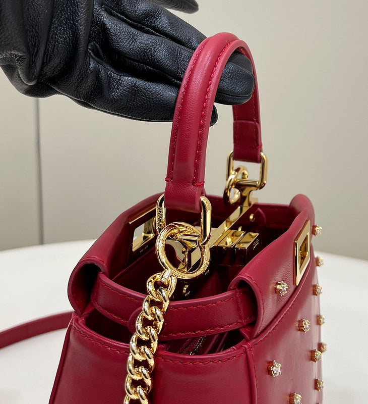 Ziva's Charm handbag – front view (19cm*10cm*16cm)