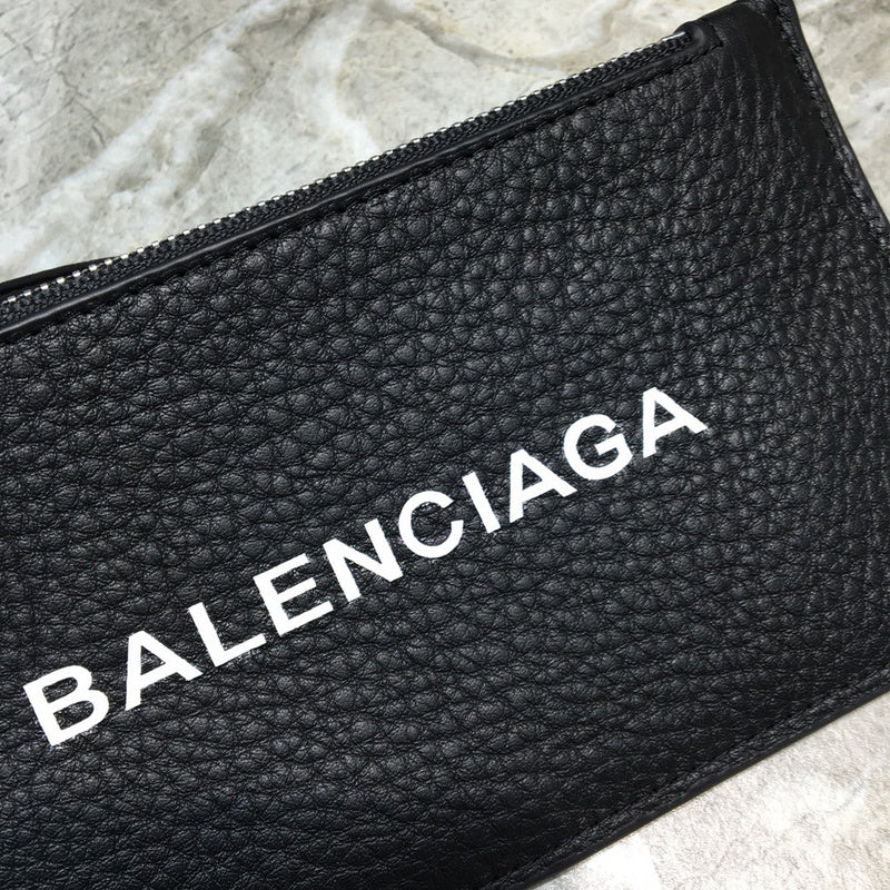 Structured Premium PU Leather Handbag - Modern Structured Build | Women's Everyday Carry Handbag #1005 - hardware and detail close-up (image 5) of designer-inspired handbag