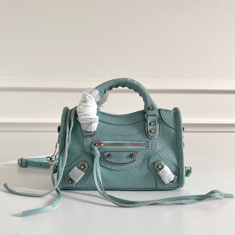 Zivas Charm Elevated Essentials Statement Handbag (Everyday Luxury Essential) – Lifestyle Shot