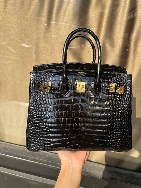 Interior view of tailored premium bag