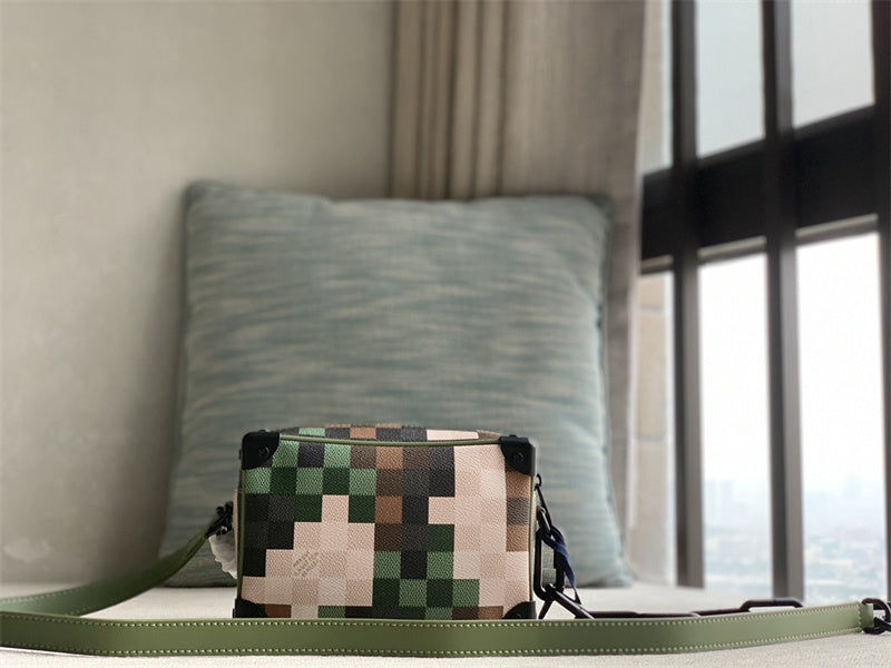  Graceful carryall bag carried on shoulder
