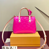  understated carryall bag styled with outfit 30