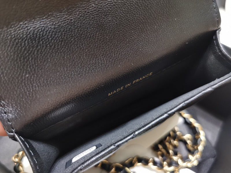  handbag, compact everyday style, image 9